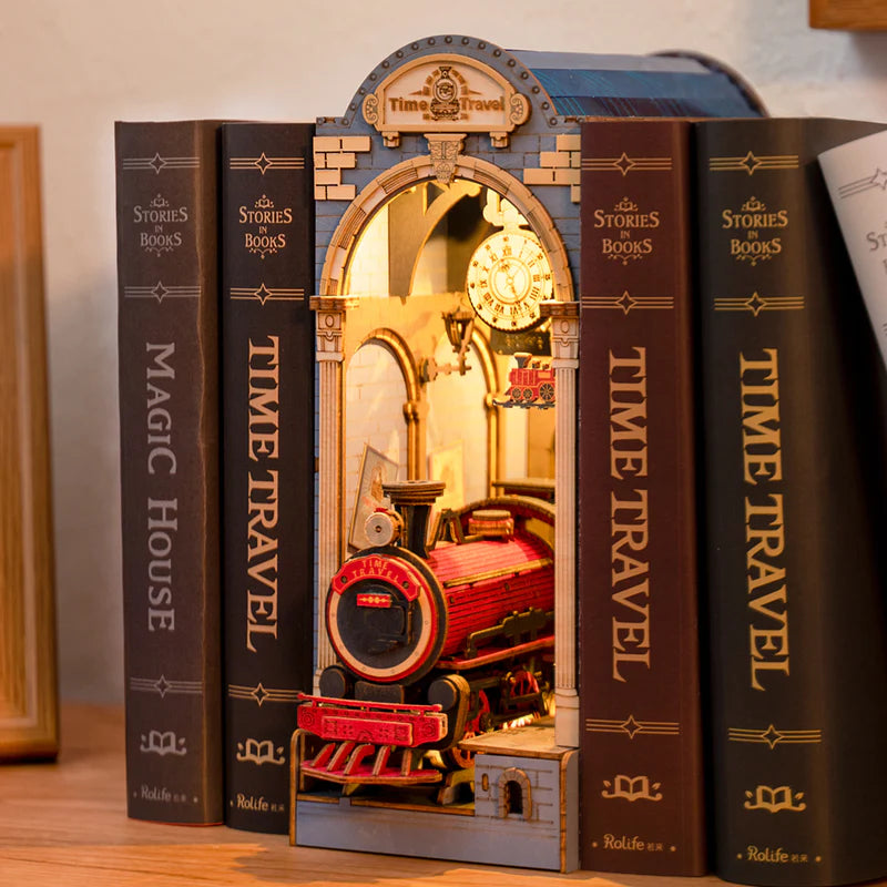 DIY Book Nook Time Travel - Robotime