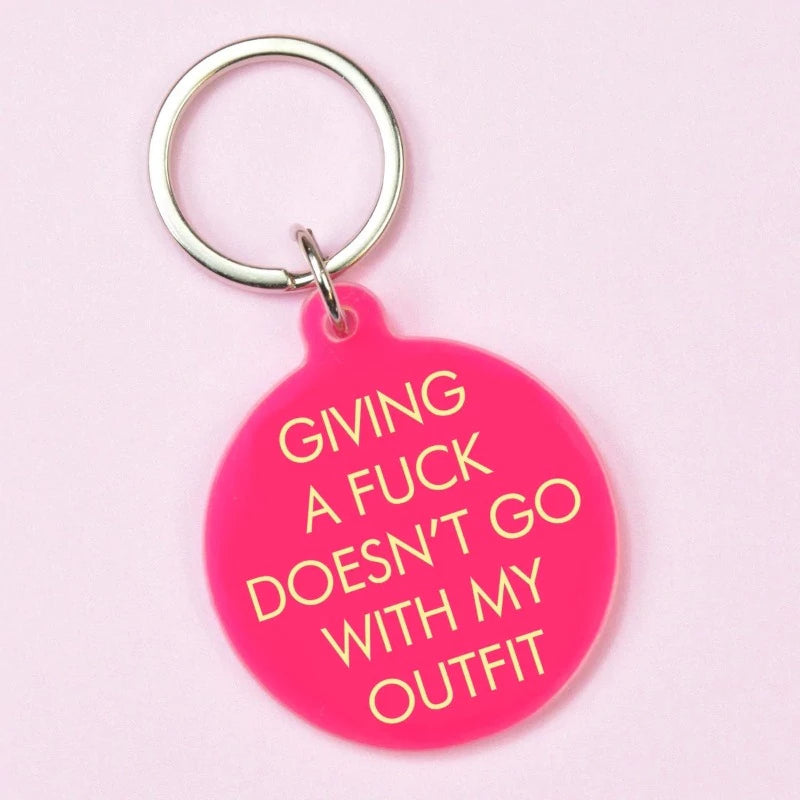 Schlüsselanhänger „Giving A Fuck“ passt nicht zu meinem Outfit – Flamingo-Kerzen