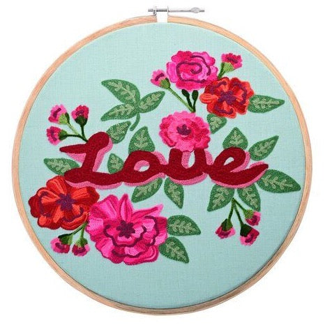 Wanddecoratie Broderie Love - Gift Company