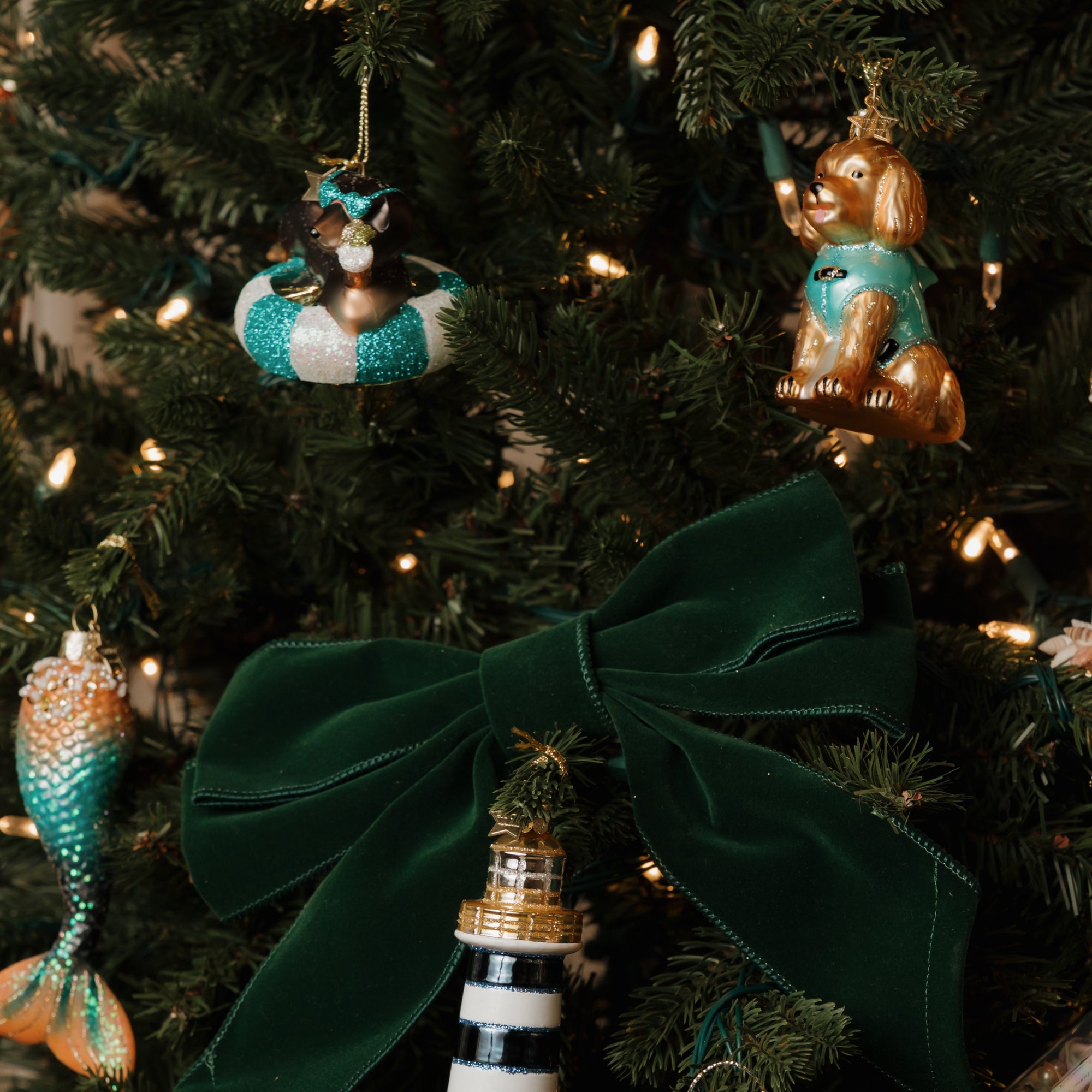Kerst Ornament Hond op Blauwe Zwemband - Vondels