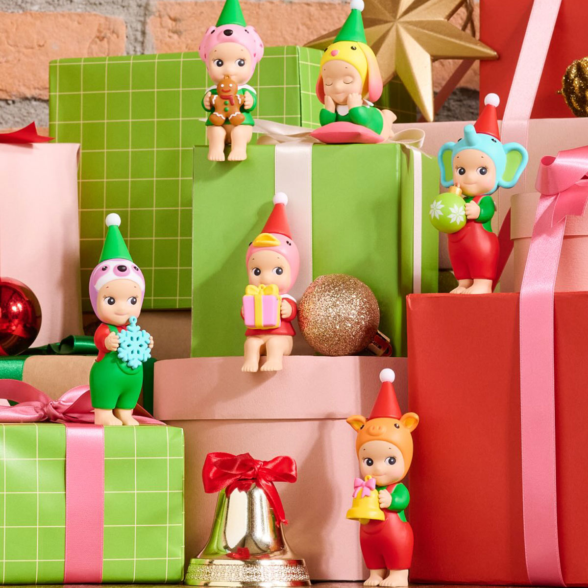 Sonny Angel Santa's Little Helper