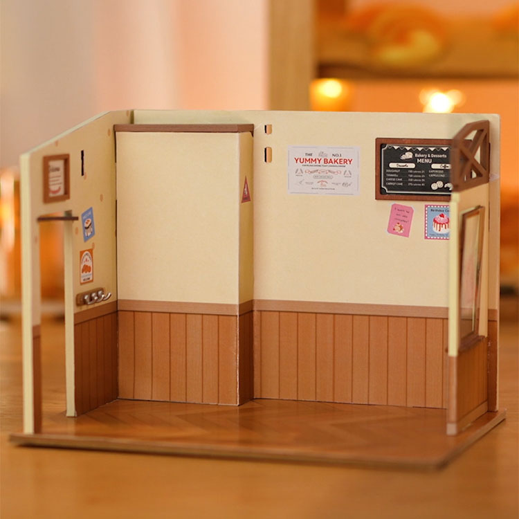 DIY Miniature House Becka's Baking House - Robotime