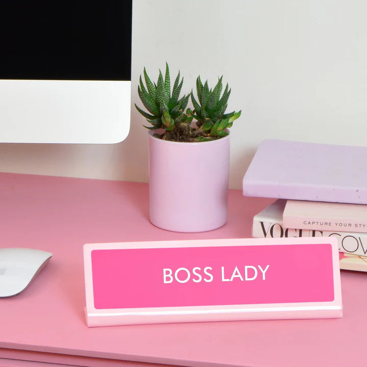 Nameplate Boss Lady - Flamingo Candles