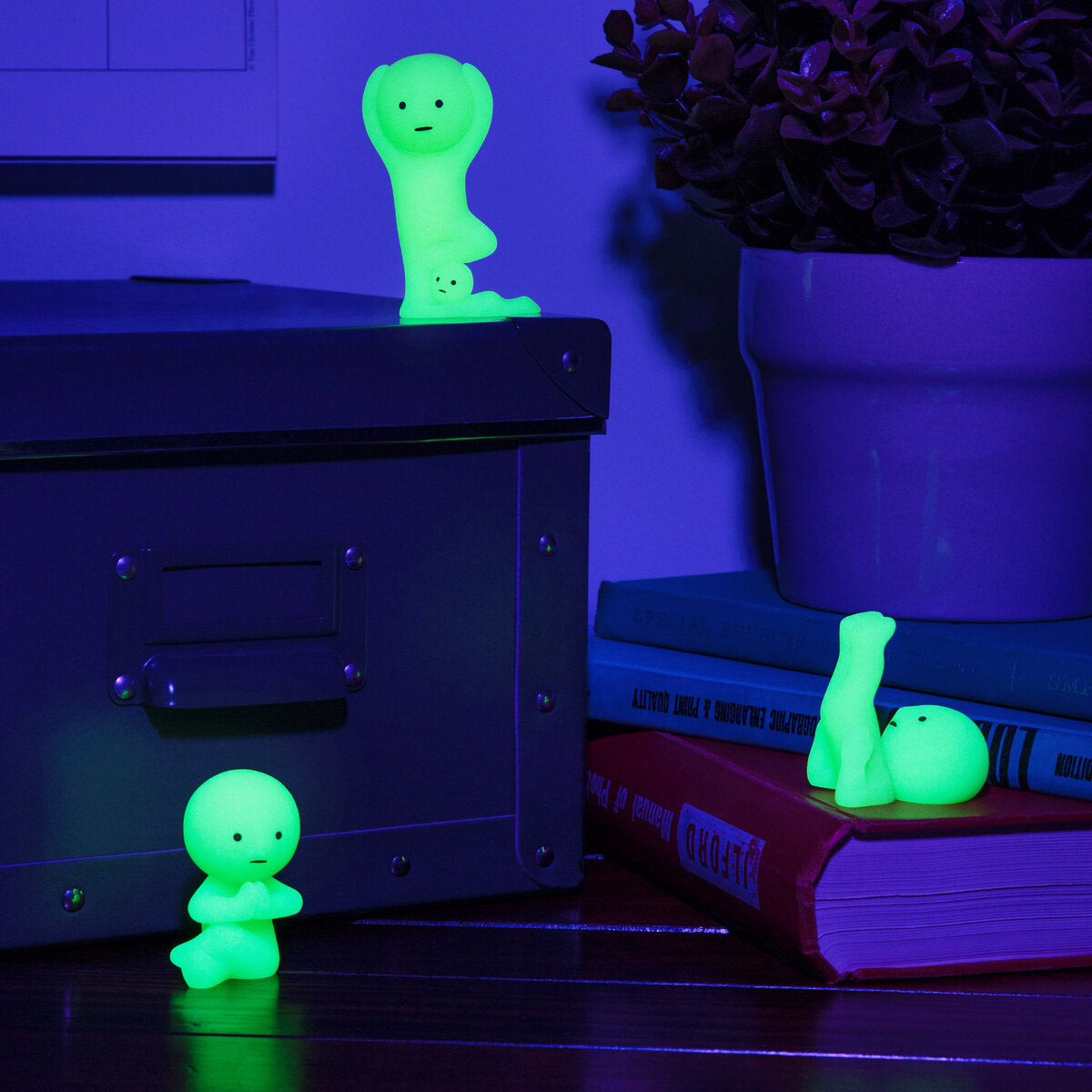 Collectible Yoga – Smiski