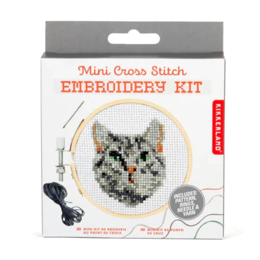 Mini Embroidery Kit Kat - Kikkerland