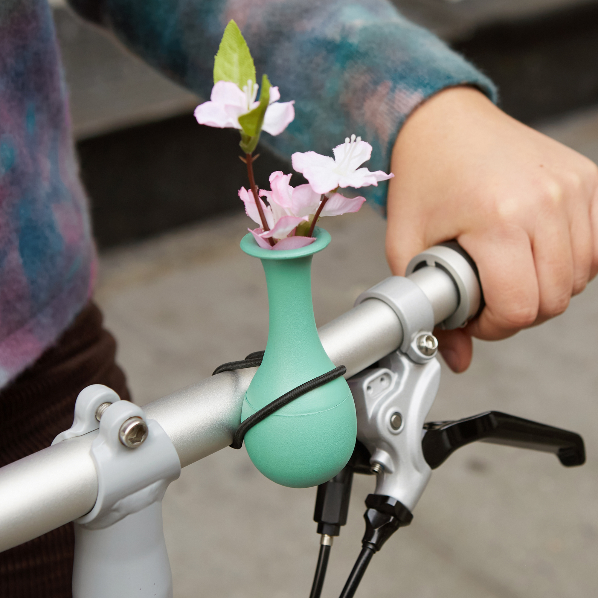 Bicycle Vase - Kikkerland