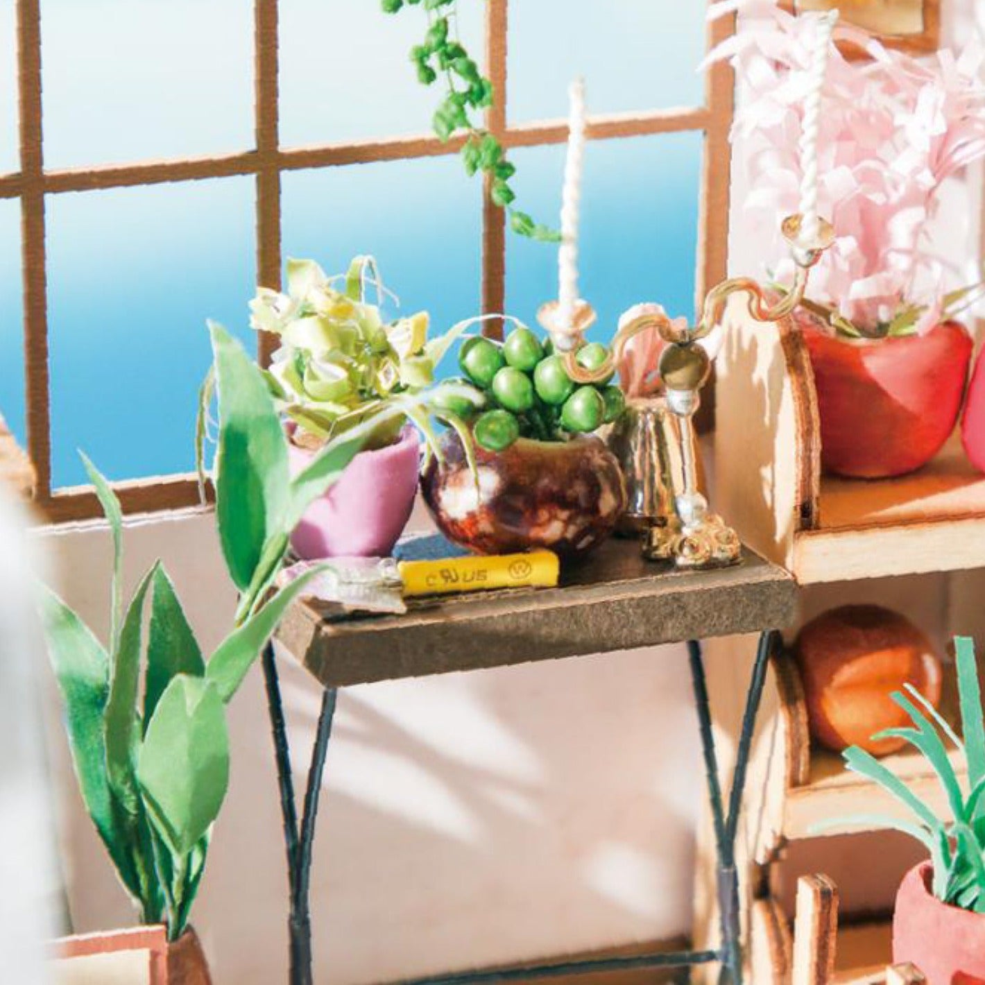 DIY Miniature House Emily's Flower Shop - Robotime
