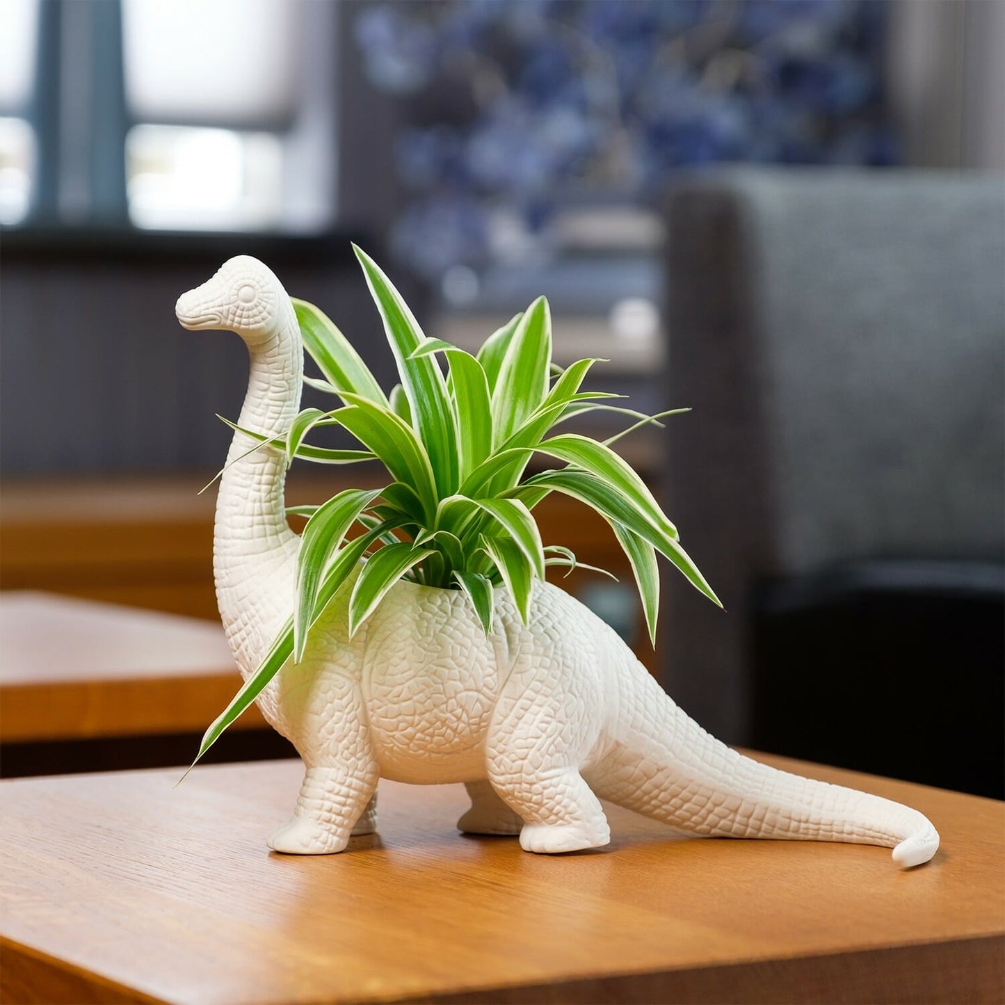 Plant pot Brachiosaurus - Bitten